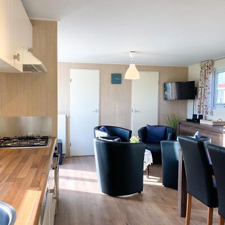 Kindvriendelijk Chalet Voor 6 Personen Se05 Serooskerke  Exterior foto