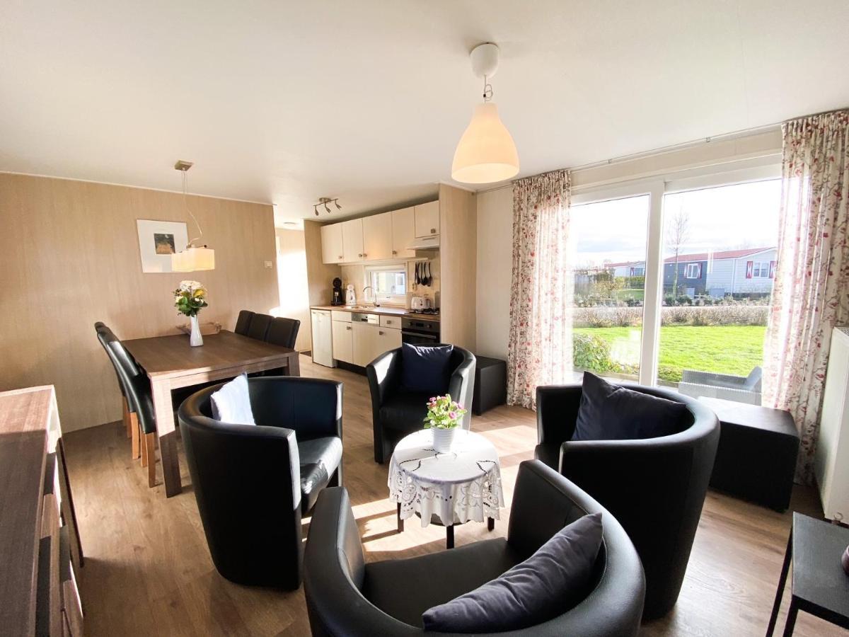 Kindvriendelijk Chalet Voor 6 Personen Se05 Serooskerke  Exterior foto