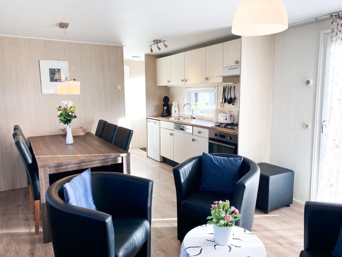 Kindvriendelijk Chalet Voor 6 Personen Se05 Serooskerke  Exterior foto